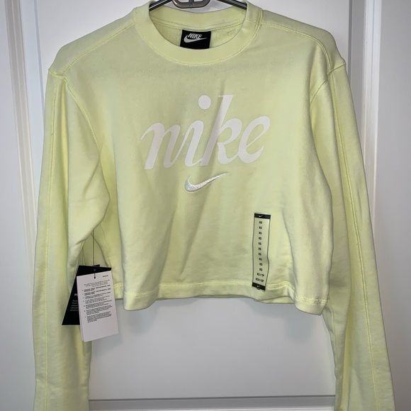 Nike Tops - Nike Crop Sweatshirt Size XS